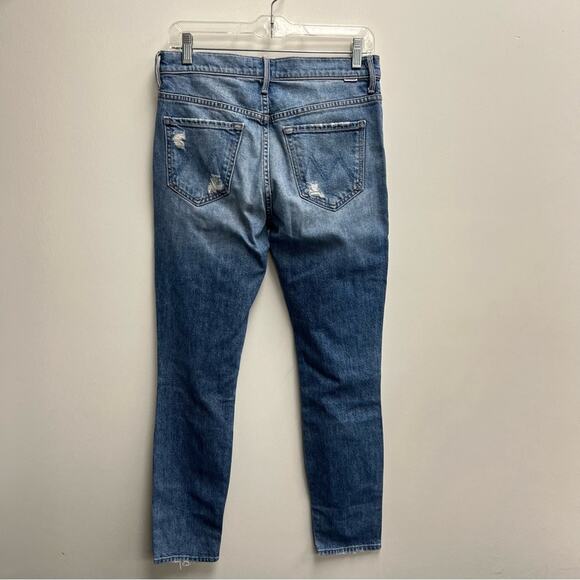 MOTHER Candice The Stunner Hijacking The Runway Distressed Jeans Light Wash 27 - Picture 5 of 10